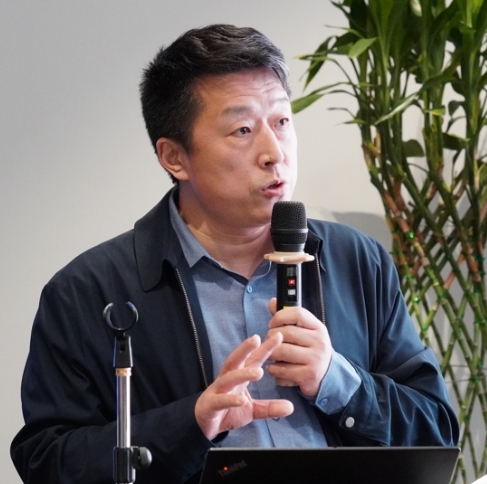 李健华